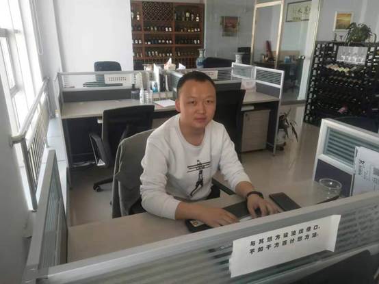 说明: C:\Users\WY\AppData\Local\Temp\WeChat Files\7bc63edef2cc3ed49f7eda3daa5fe19.jpg